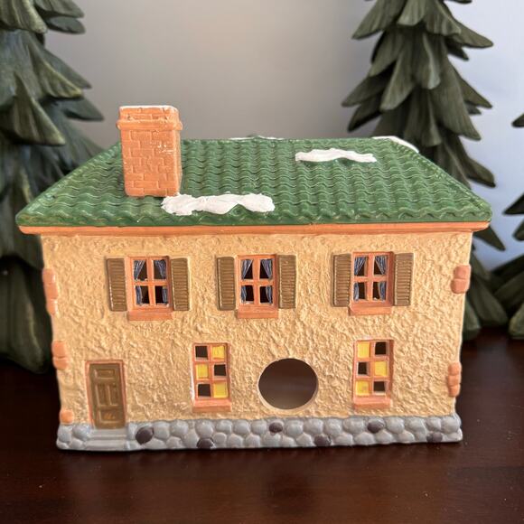 1988 Vintage Snow Village Department 56: “Palos Verdes”, Retired in 1990 - Picture 5 of 10